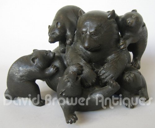Japanese bronze group of bears