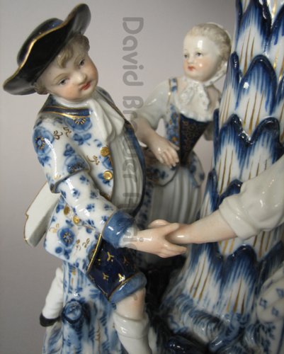 A blue and white Meissen comport of dancing children