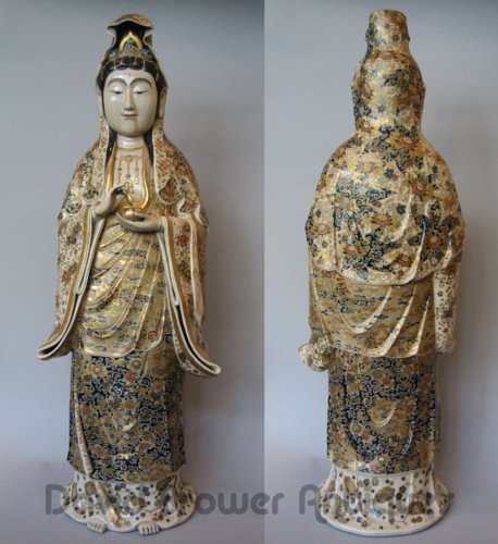 Large Japanese Satsuma figure of a bijin