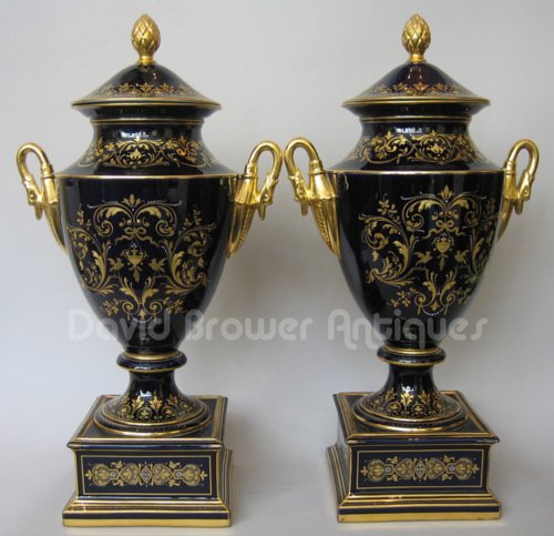 Pair of Vienna vases and covers